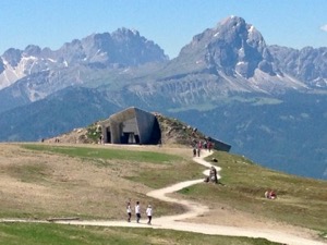 Messnerovo muzeum na vrcholu Kronplatz