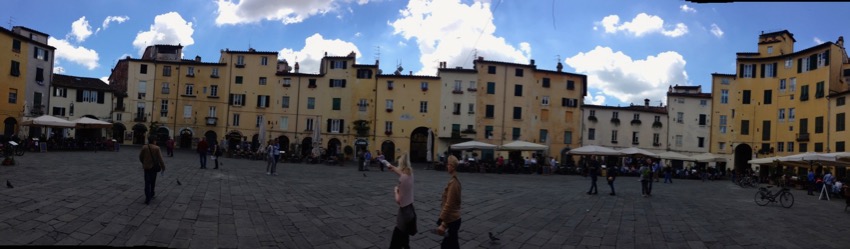 Lucca Anfiteatro